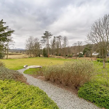 Robyn's Nest At Applethwaite Hall 펜션 *