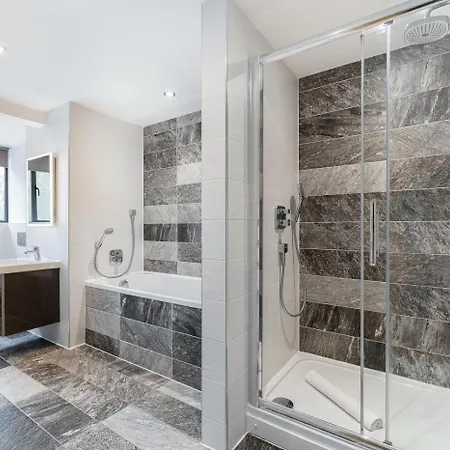 1 Bed In Oc-lr132 Windermere