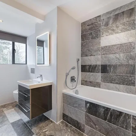 1 Bed In Oc-lr132 Lägenhet Windermere