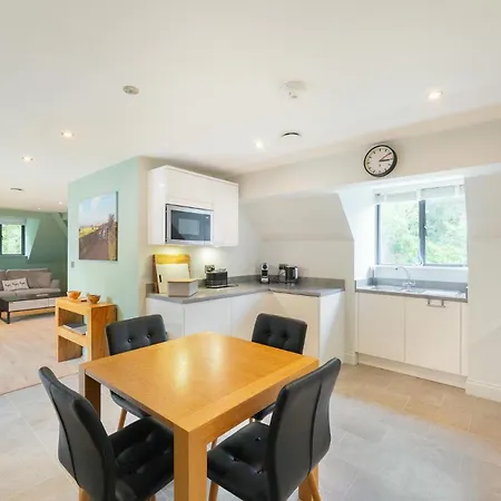 Robyn's Nest At Applethwaite Hall * Windermere